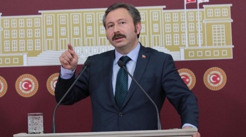 İdris Bal partisinden istifa etti