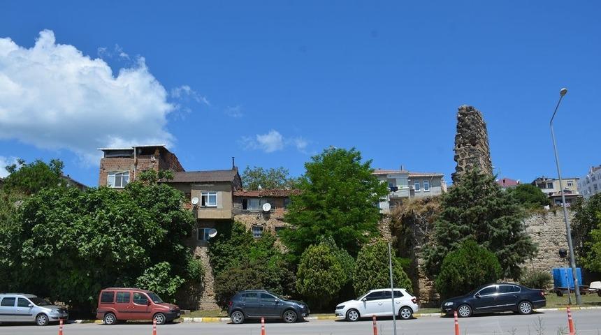 Hikmet Tosun: &ldquo;Kalekondular kamulaştırma sorunudur&rdquo;