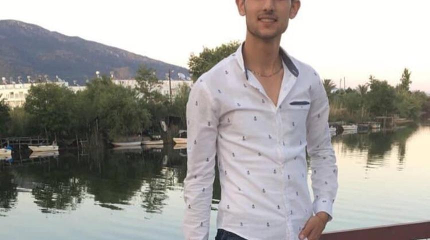 Düğün günü kardeşini kaybetti