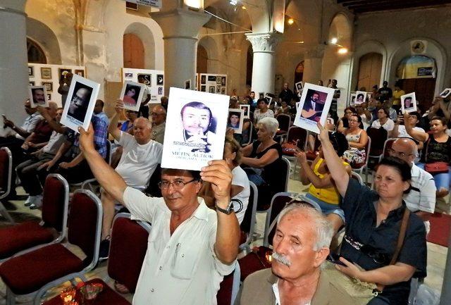 Madımak’ta hayatını kaybedenler için Çeşme’de panel