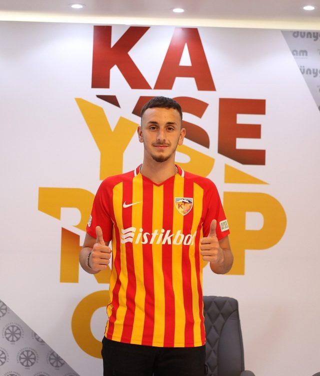 Kayserispor, &Ouml;mer Uzun&rsquo;u transfer etti 1
