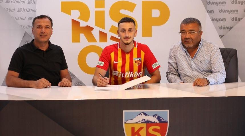 Kayserispor, &Ouml;mer Uzun&rsquo;u transfer etti