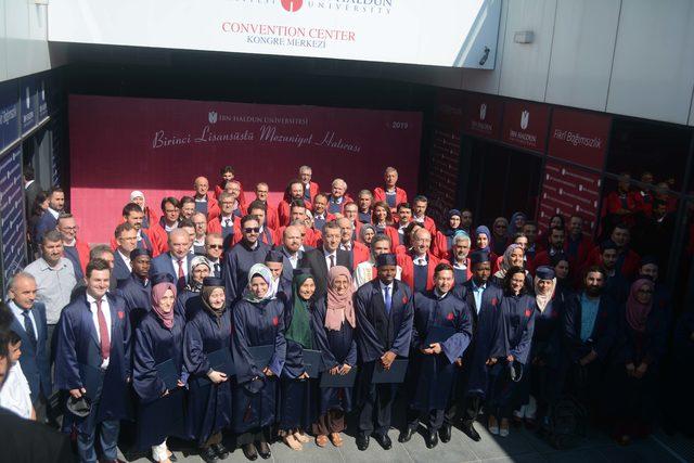 Bakan Sel&ccedil;uk ve Bilal Erdoğan İbn Haldun &Uuml;niversitesi mezuniyet t&ouml;renine katıldı 4