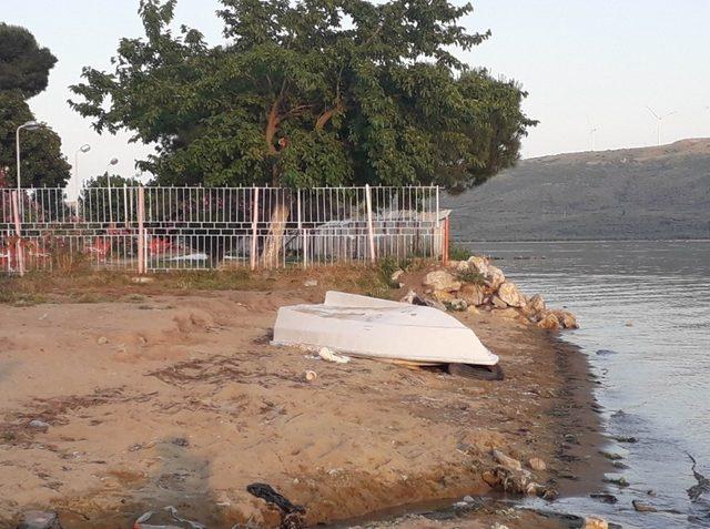 Kamp yönetimi vatandaşlara kumsaldan geçişini engelledi