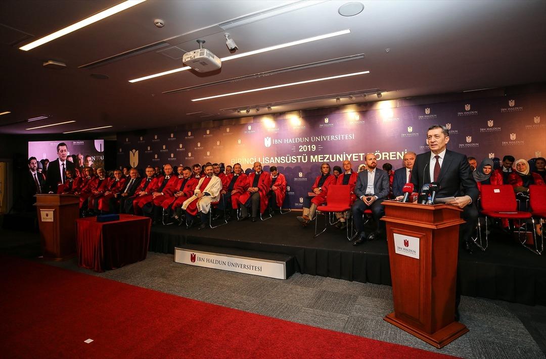 "Bug&uuml;nk&uuml; bilimin neye hizmet ettiğini sorgulamaya ihtiyacımız var"