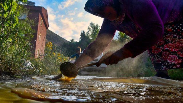 Gümüşhane’de 2 aylık pestil mesaisi başladı