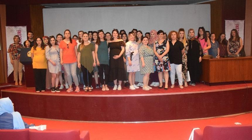 &Ouml;zel &Uuml;mit Hastanesi&rsquo;nde gebelik eğitimleri s&uuml;r&uuml;yor