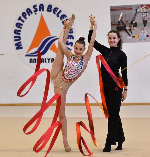 Sezonu Türkiye Kupası’yla kapatan sporculara para ödülü