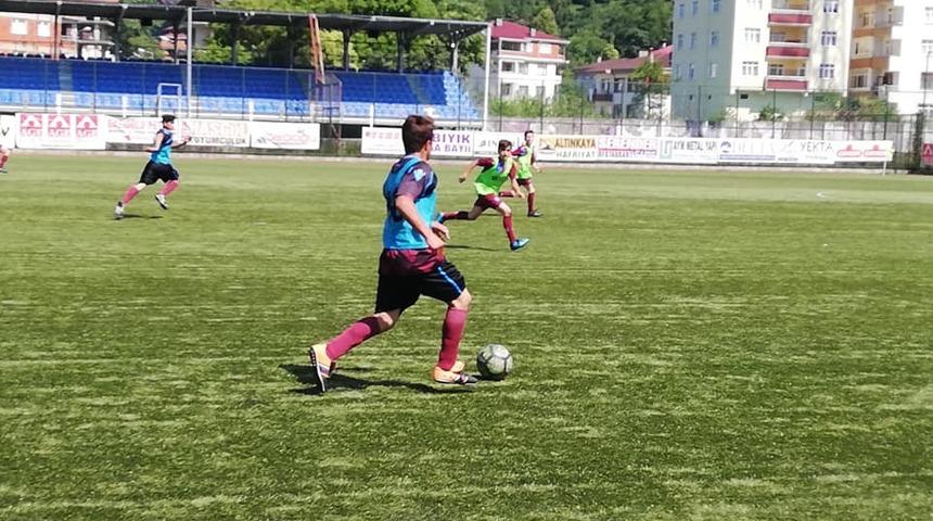 U-14 turnuvasının şampiyonu Van Trabzonspor