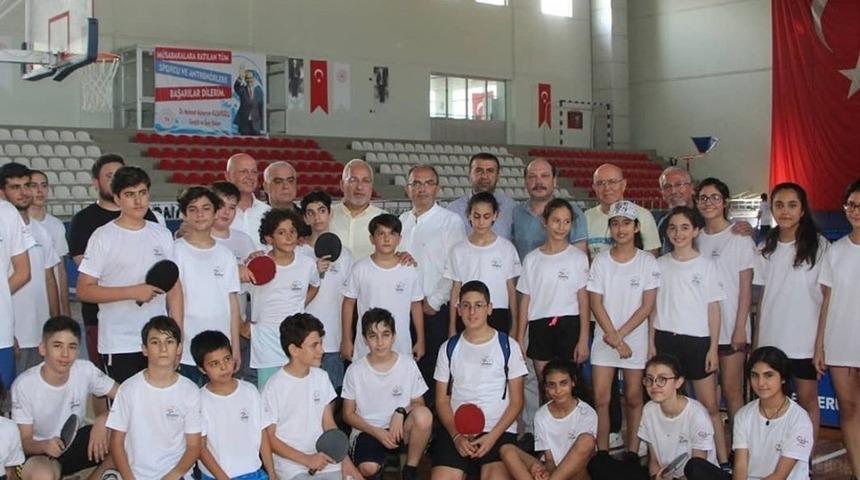 &ldquo;5 Temmuz K&uuml;lt&uuml;r, Sanat ve Turizm Festivali&rdquo;nde madalya coşkusu