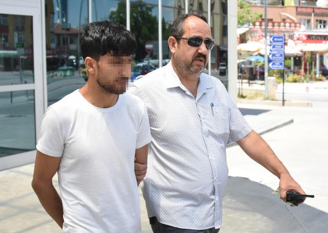 3 Afgan'a, 14 yaşındaki erkek çocuğuna 'cinsel istismar'dan gözaltı