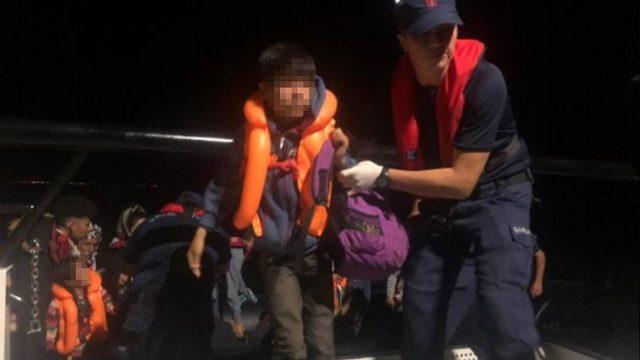 Enez açıklarında 73 düzensiz göçmen yakalandı