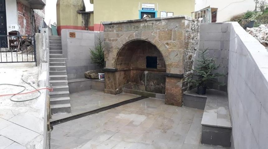 6 asırlık &ccedil;eşmeye restorasyon