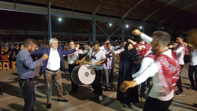 İvrindi’de davullu zurnalı asker uğurlaması