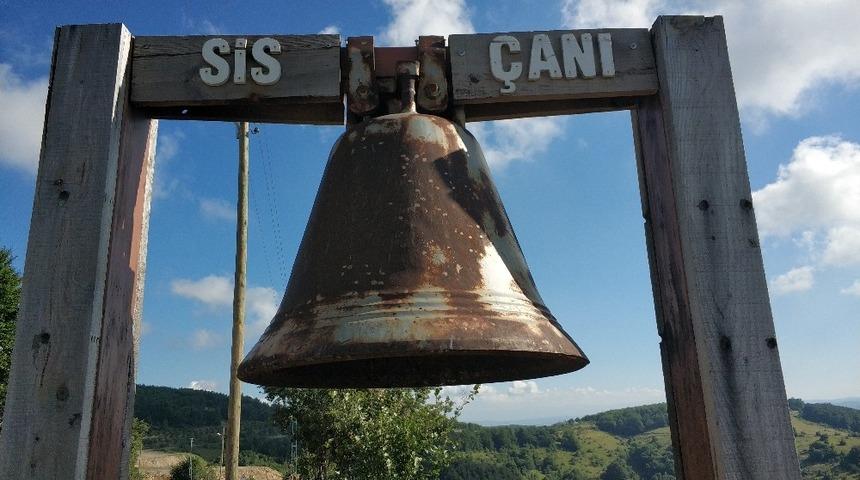 Kurtuluş Yolu &uuml;zerine konulan &rsquo;yol g&ouml;sterici &ccedil;anlar&rsquo; 100 yıl &ouml;ncesini yeniden yaşatıyor