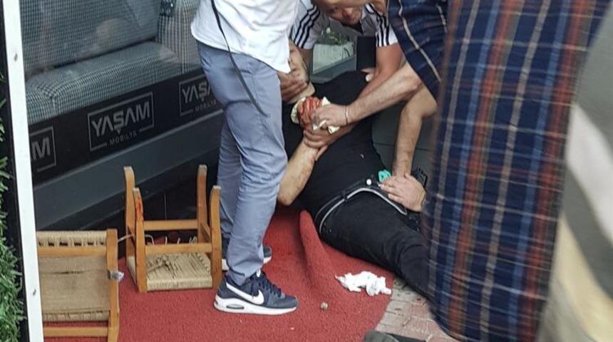 Arkadaşlarıyla otururken dehşeti yaşadı!