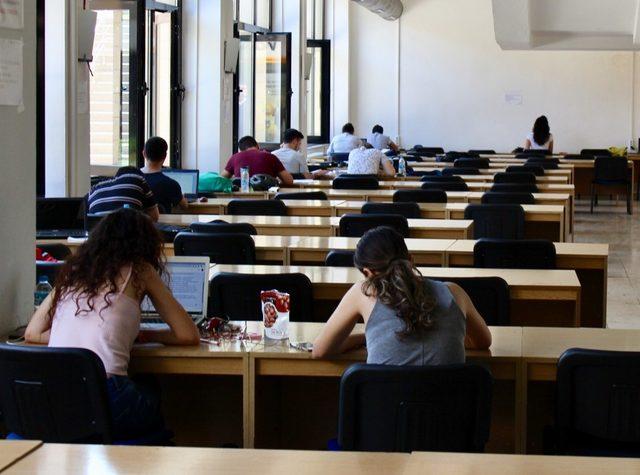 Anadolu Üniversitesi’nin düzenini ve yeşilliğini sevdiler