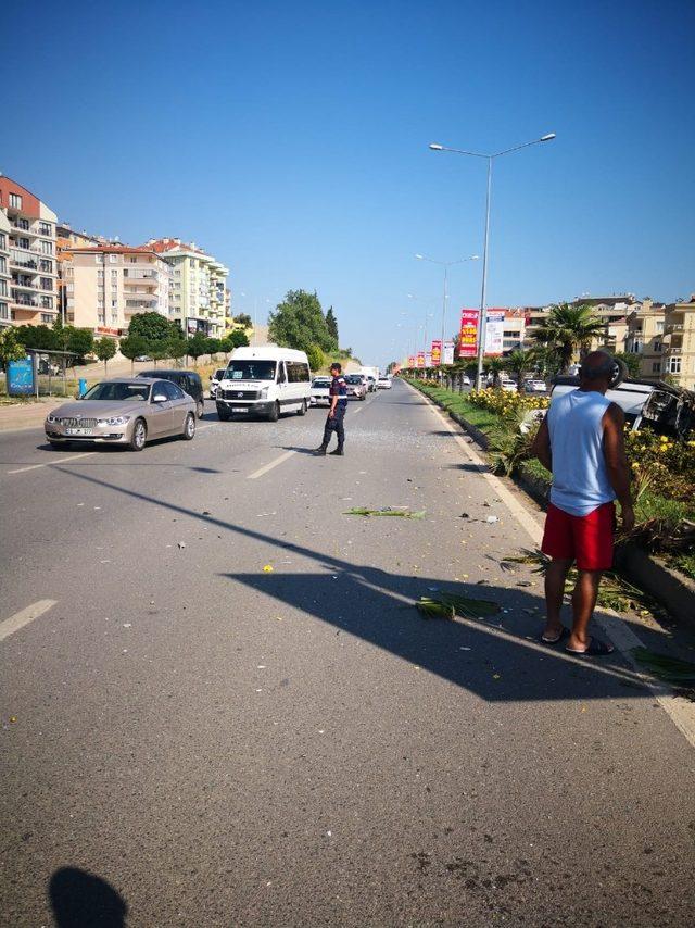 Takla atan otomobilde can pazarı