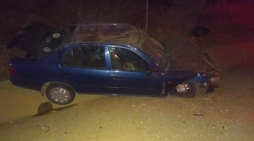 Otomobil şarampole yuvarlandı: 3 Yaralı