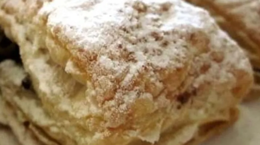 3 malzemeli yaban mersinli turta