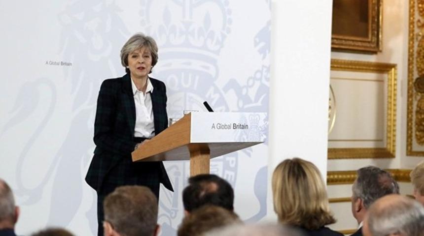 İngiltere Başbakanı May'den AB'den ayrılık a&ccedil;ıklaması