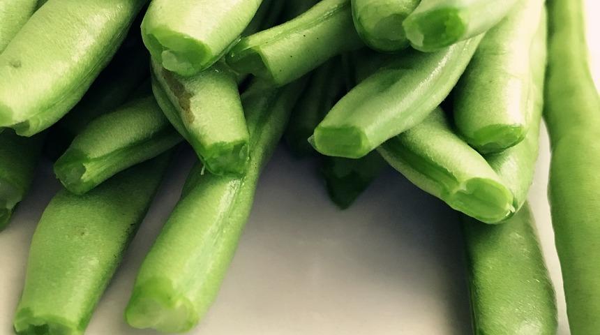 Yazın en sevilen sebzesi taze fasulyeyi ayıklama ve saklama rehberi