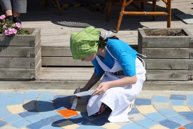 Büyükçekmeceli çocuklardan renkli Nasrettin Hoca anma etkinliği