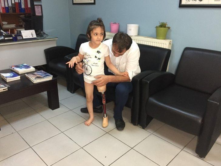 Minik Özge’nin yeni protez bacak mutluluğu G5