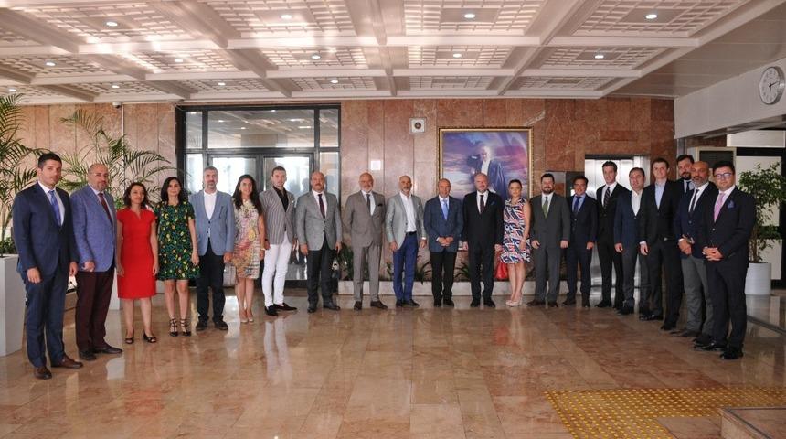 EGİAD iş d&uuml;nyası Tun&ccedil; Soyer ile buluştu