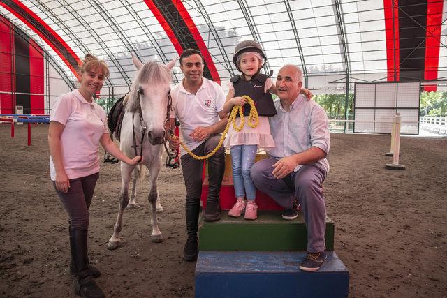 Bu atlar onların kanatları 2