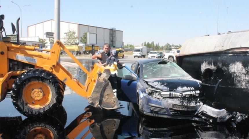 Aksaray'da freni patlayan zift yüklü tanker dehşet saçtı