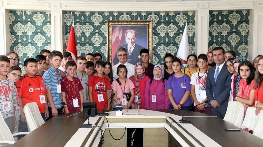 Aksaraylı &ouml;ğrenciler Adıyaman&rsquo;da misafir edildi