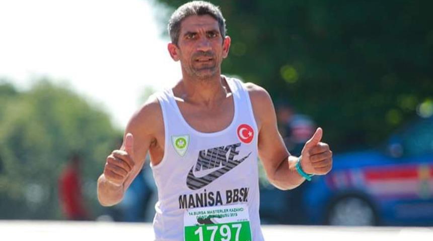 Ahmet Bayram yine madalyayla d&ouml;nd&uuml;