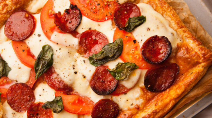 Çat kapı gelen misafirler için hazırlayabileceğiniz milföylü tarifler