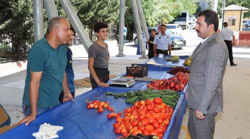 Karak&ouml;pr&uuml;&rsquo;de semt pazarı hizmete sunuluyor