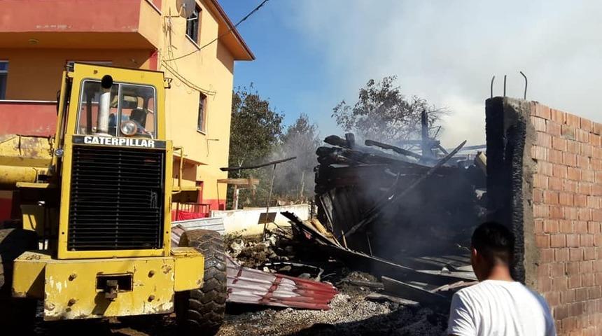 Kızılay’dan Kabalar Köyüne battaniye yardımı