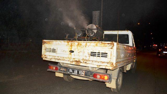 Ağrı Belediyesi’nden ilaçlama çalışması