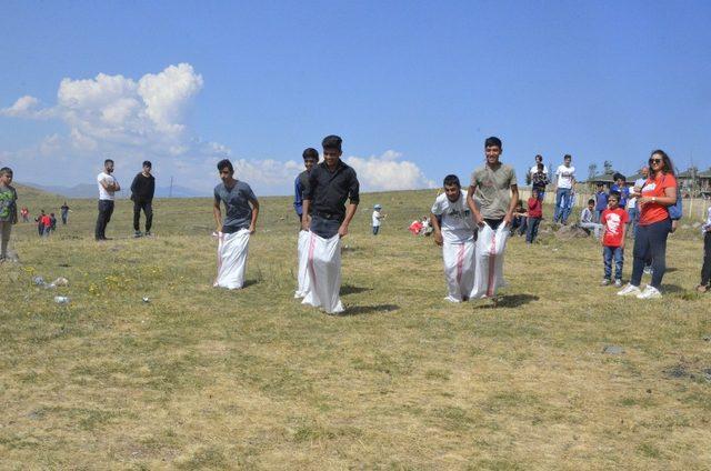 Erzurum’da ‘2. Geleneksel Çocuk Şenliği’ etkinliği