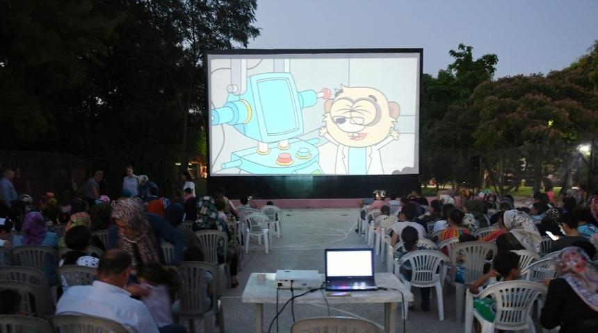 Şanlıurfa&rsquo; da yaz sineması etkinliği yoğun ilgi g&ouml;r&uuml;yor