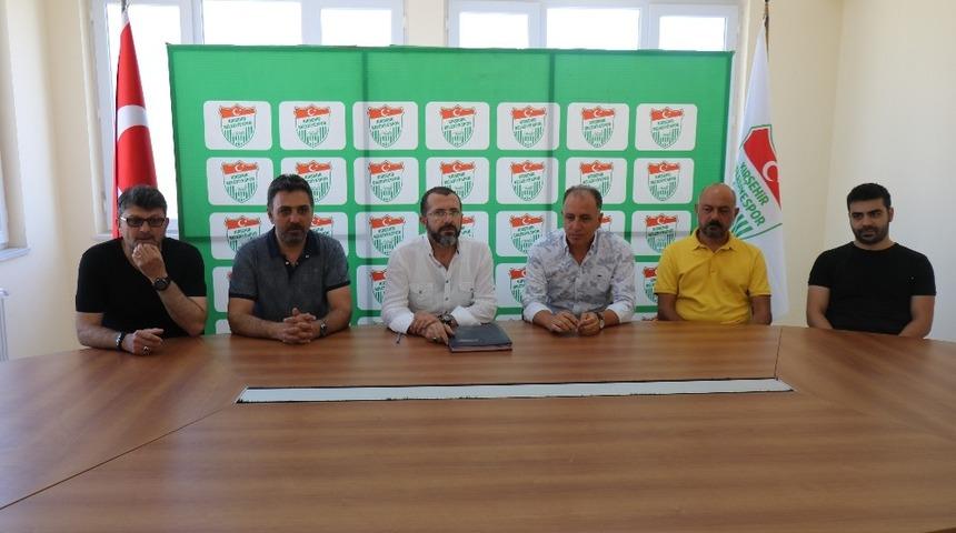 Kırşehir Belediyespor, Taner &Ouml;cal ile anlaştı
