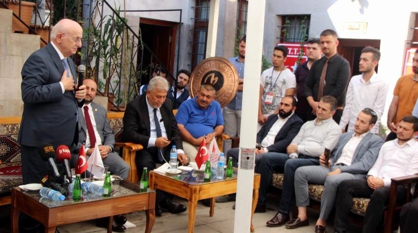 27. TBMM Başkanı İsmail Kahraman Birlik Vakfı&rsquo;nı ziyaret etti