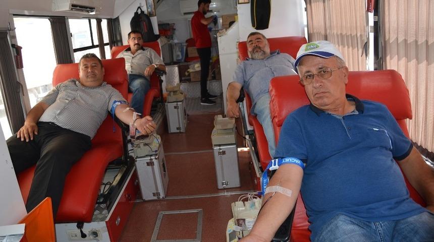 Korkuteli&rsquo;nde kan bağışı standı a&ccedil;ıldı