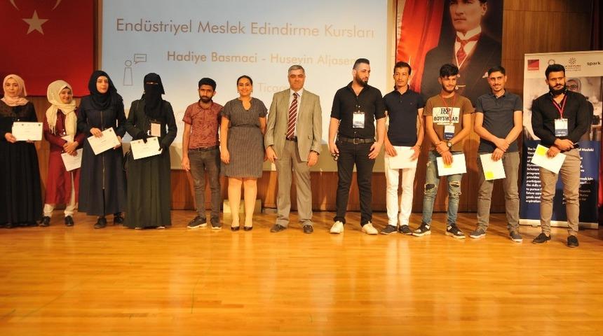 GSO-MEM’de kursları tamamlayan kursiyerlere sertifika