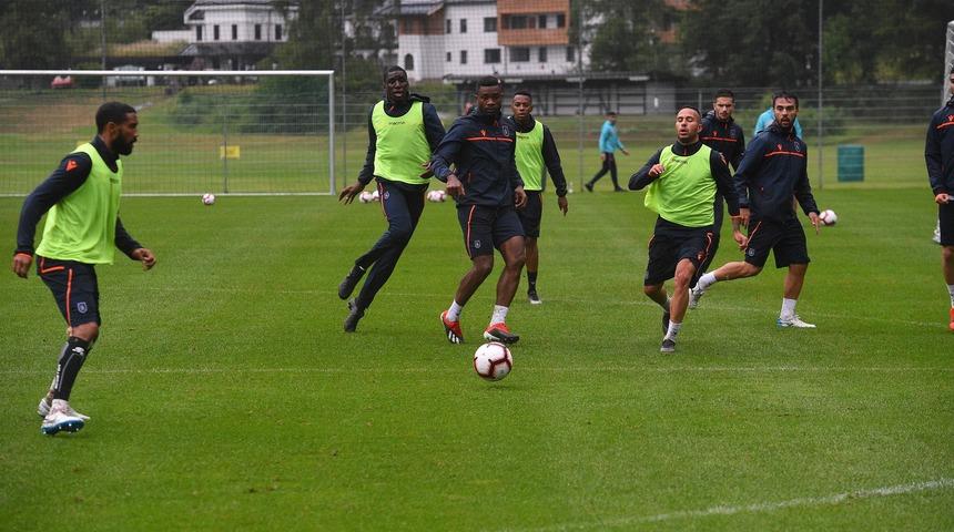 Başakşehir, Avusturya'da ilk antrenmanına çıktı