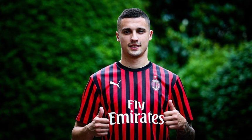 Milan, Rade Krunic'i kadrosuna kattı