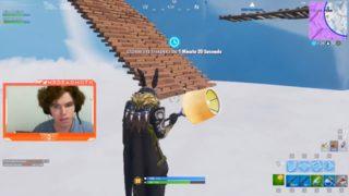 Avustralyalı Fortnite oyuncusu Luke MrDeadMoth Munday eşine saldırı da bulunduğunu kabul etti