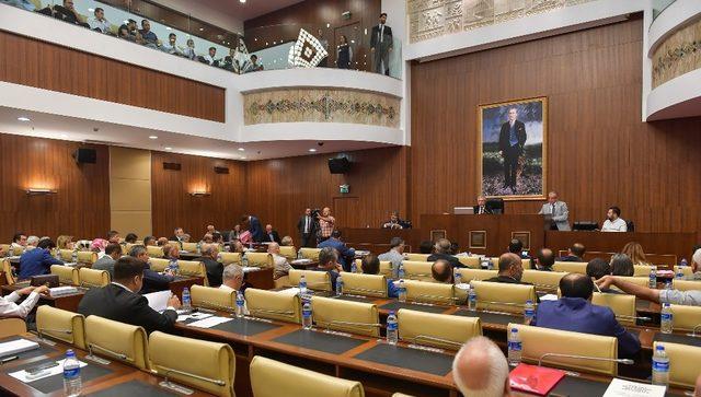 Ankara Büyükşehir Belediye Meclisinin toplantısı canlı yayınlandı