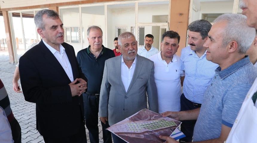 Beyazg&uuml;l yeni oto galericiler sitesini inceledi