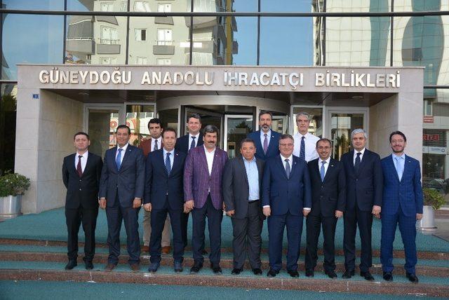 Halıcılar yeni pazarları mercek altına alıyor