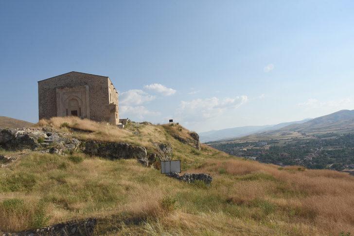  Uçurumun kıyısındaki 839 yıllık tarih: Divriği Kale Camisi G5